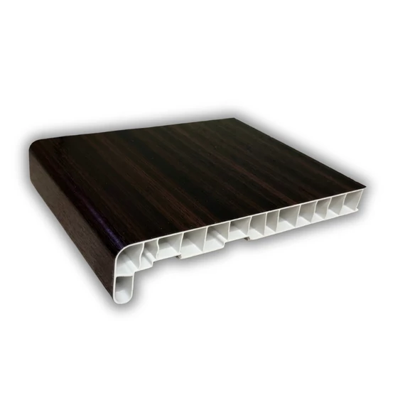 Műanyag párkány fóliázott mahagóni 15 cm mélységű 240 cm hosszúságú kamrás szerkezetű csak belső használatra REN: 9.2097013-116700/2097013-116700